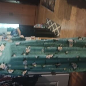 A New Floral Green Maxi Dress Size 2XL